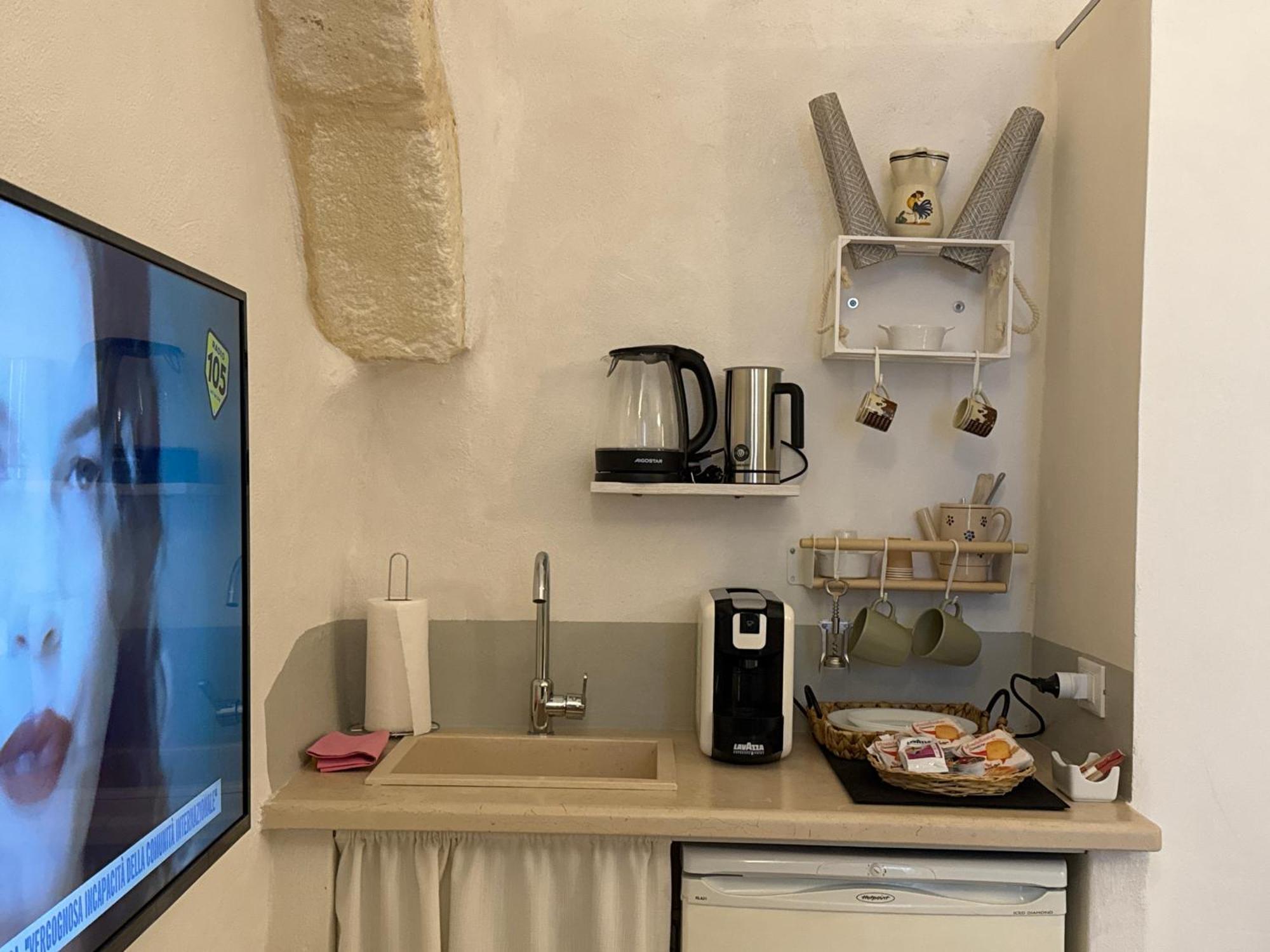 Arquati Room ออสตูนี ภายนอก รูปภาพ